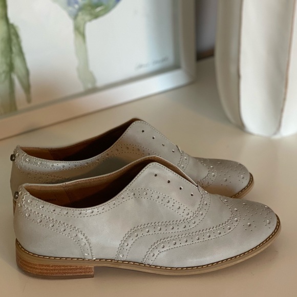 Shoes | Like New Womens Tuxedo Flats 85 
